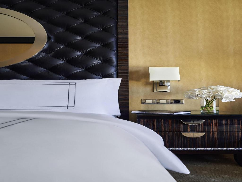 فندق فيرمونت نايل سيتي – القاهرة